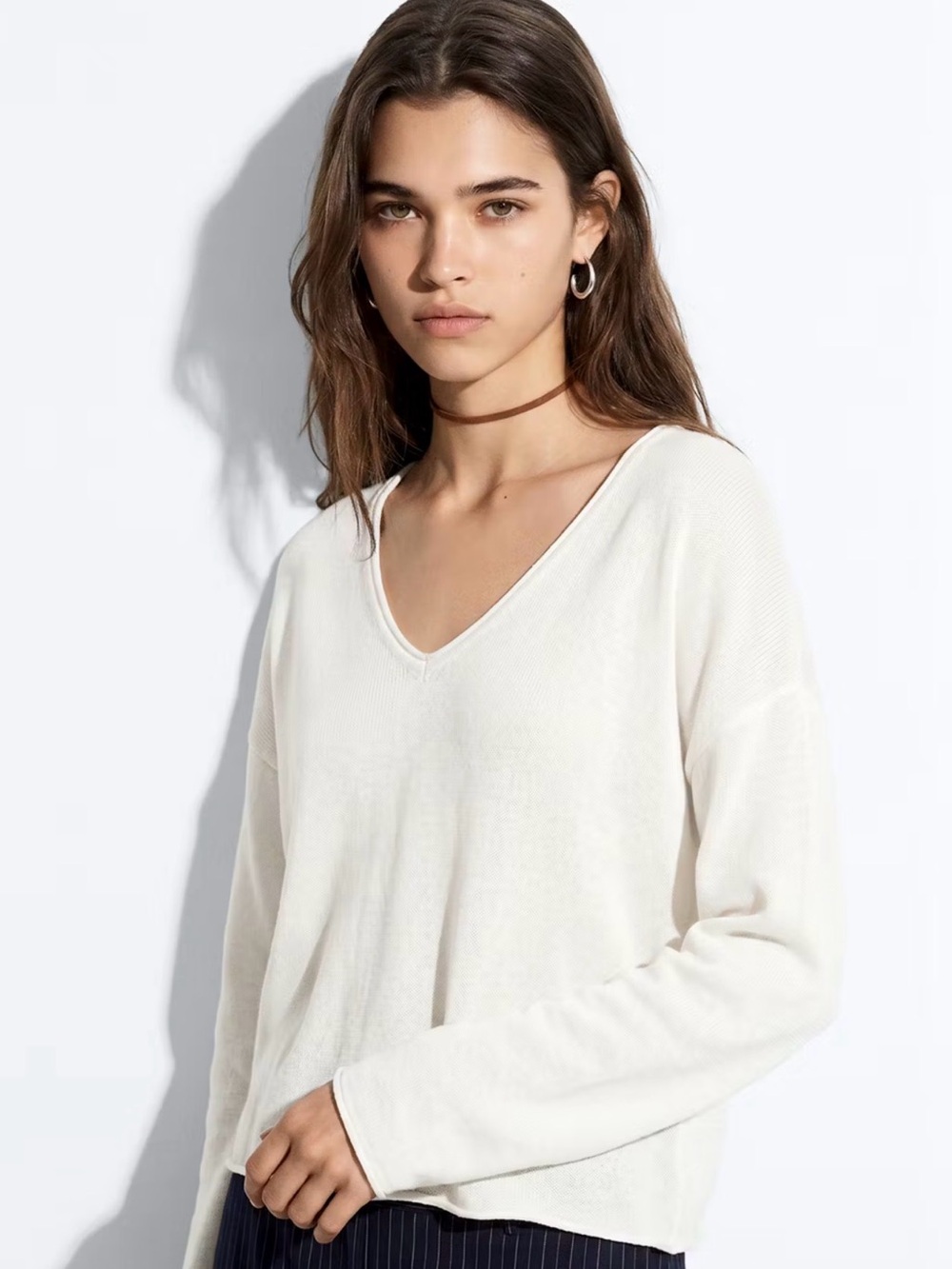 Zara oversized white fine-knit V-neck long-sleeve top M